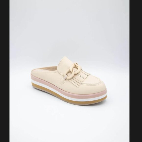 Maren Loafer - Picture 2 of 9